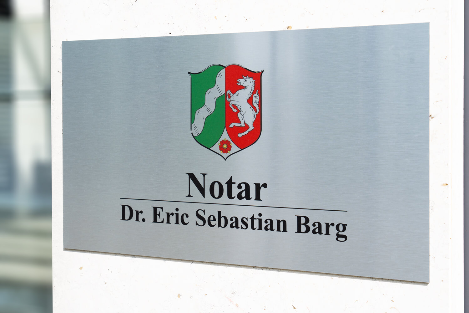 Notar Schild Dr. Eric Sebastian Barg Schild von Notar Dr. Eric Sebastian Barg
